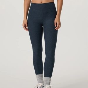 Vuori Clean Elevation Heathered Navy Leggings Size M